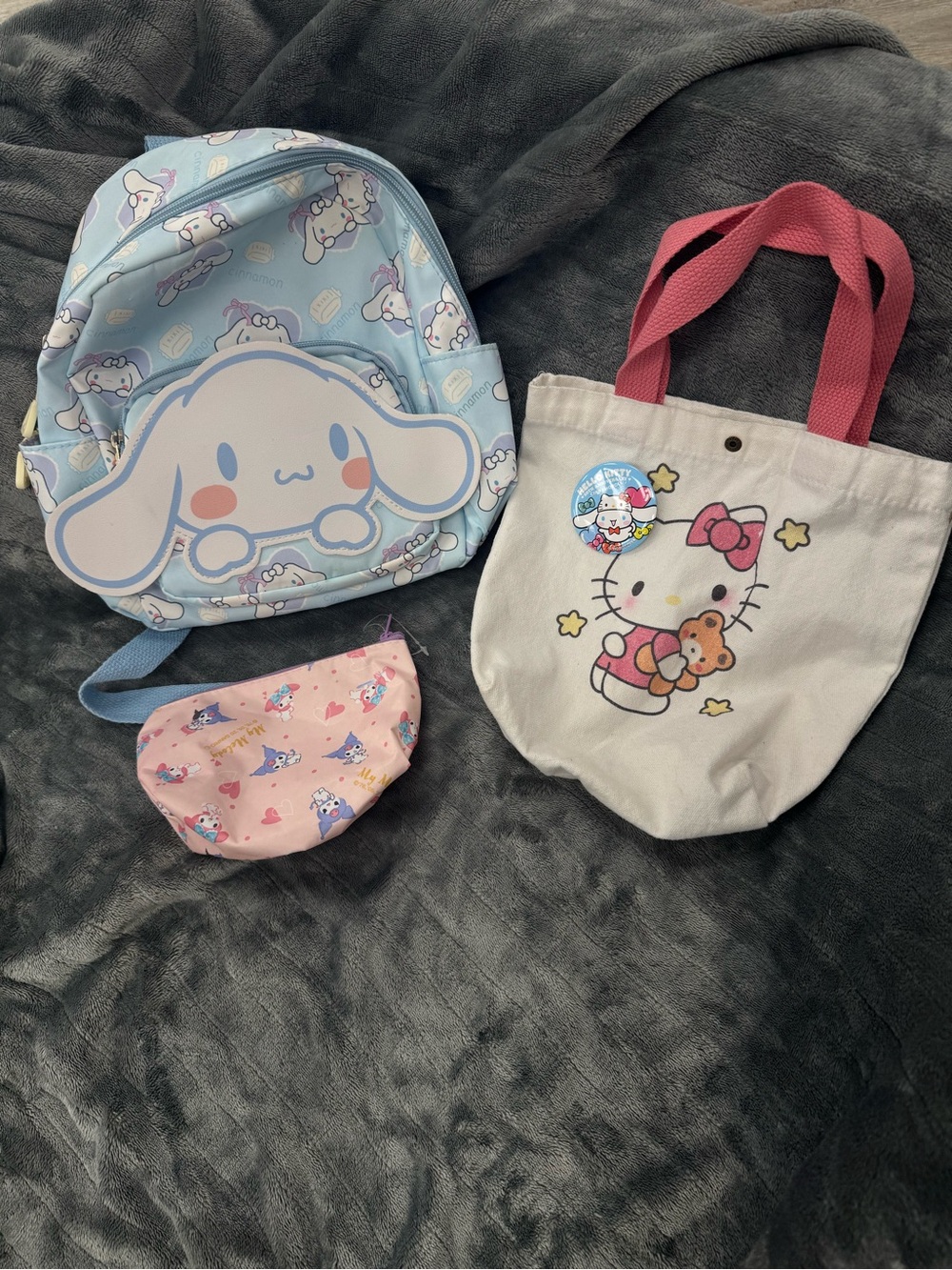 3 mixed kids bags. Cinnamoroll, hello kitty, kuromi
